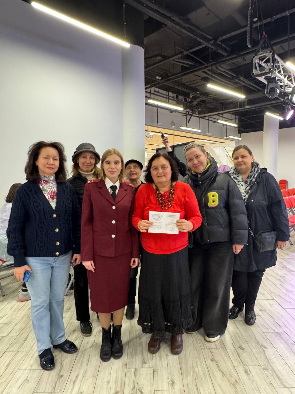 photo 5463257826135777088 y